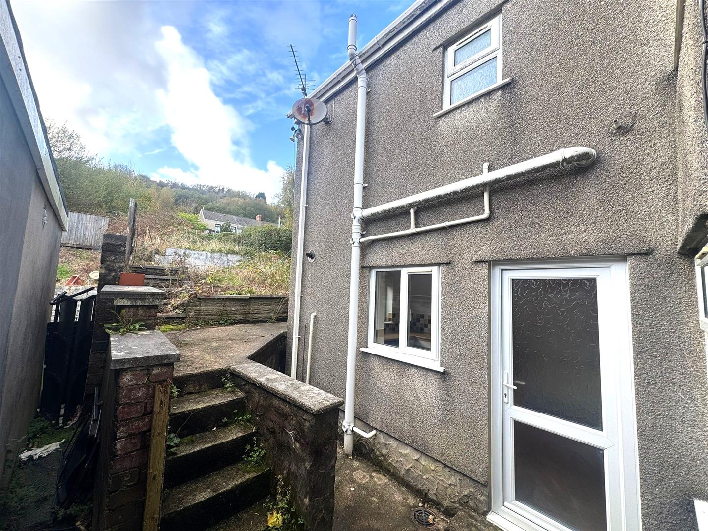 Pentremalwed Road, Morriston, Swansea, SA6 7BY